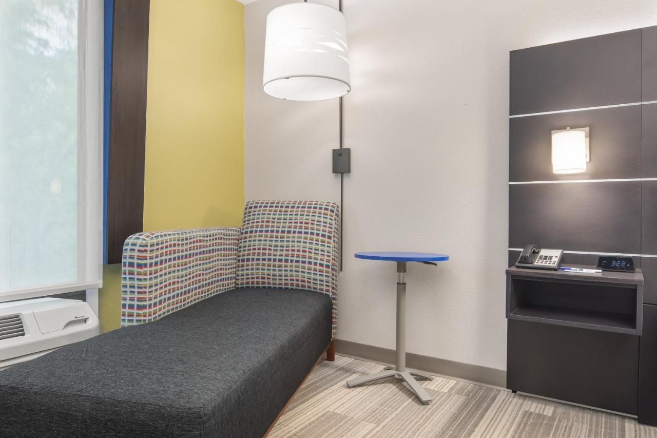 Holiday Inn Express & Suites - Hardeeville-Hilton Head By Ihg Екстериор снимка