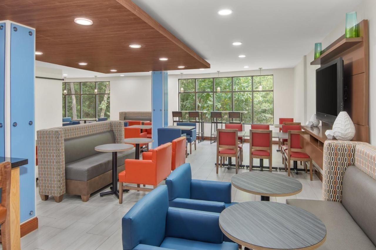 Holiday Inn Express & Suites - Hardeeville-Hilton Head By Ihg Екстериор снимка