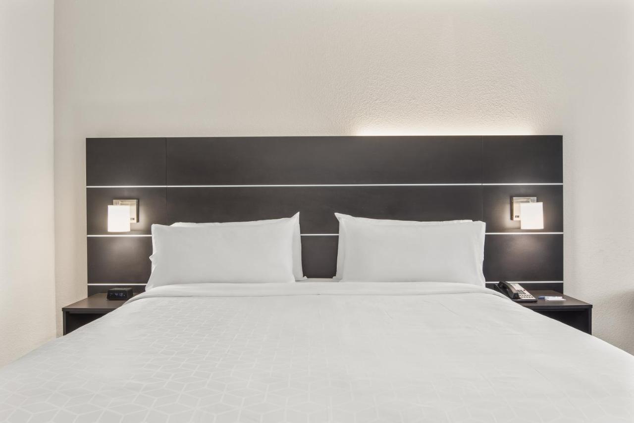 Holiday Inn Express & Suites - Hardeeville-Hilton Head By Ihg Екстериор снимка