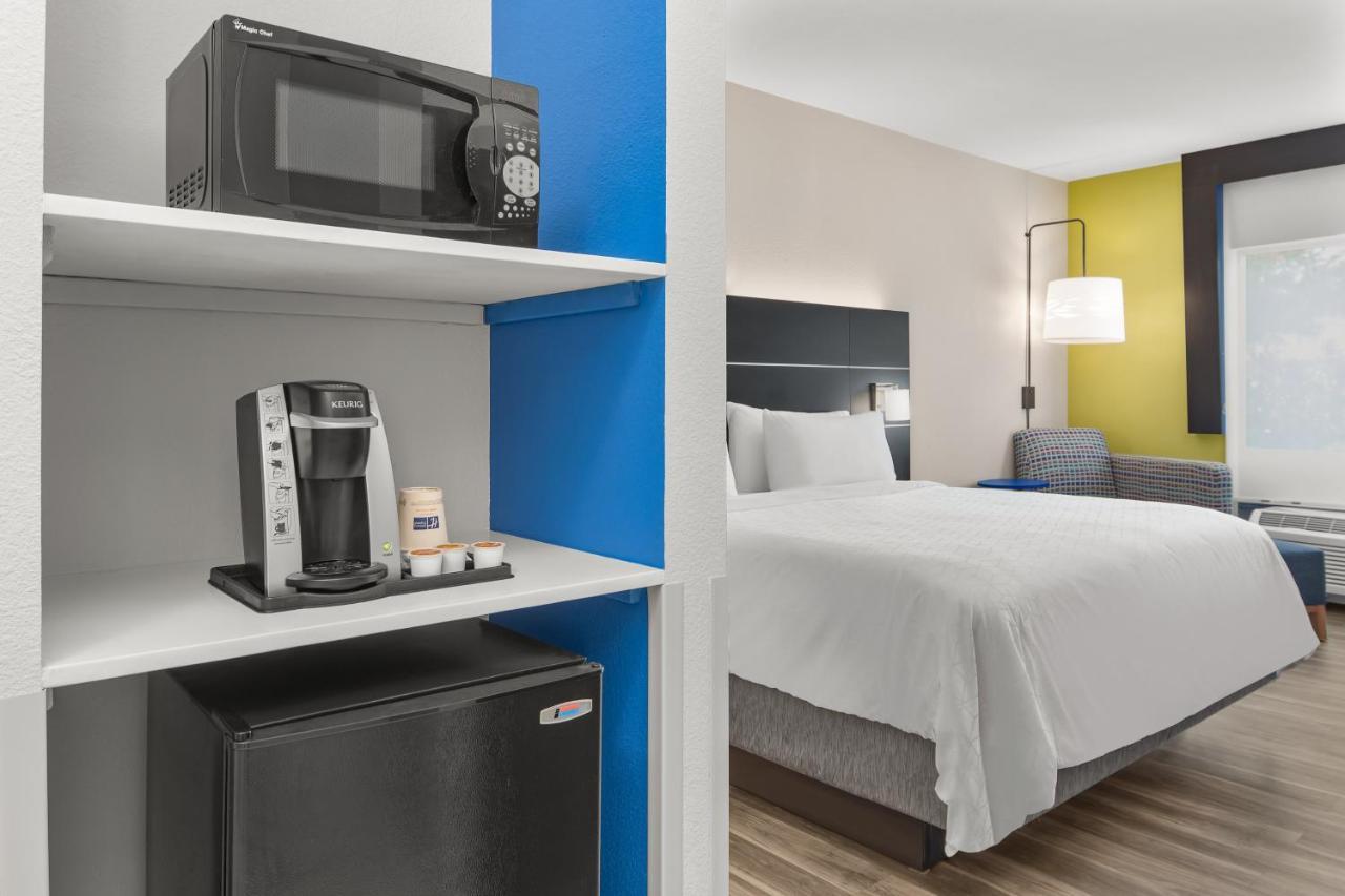 Holiday Inn Express & Suites - Hardeeville-Hilton Head By Ihg Екстериор снимка