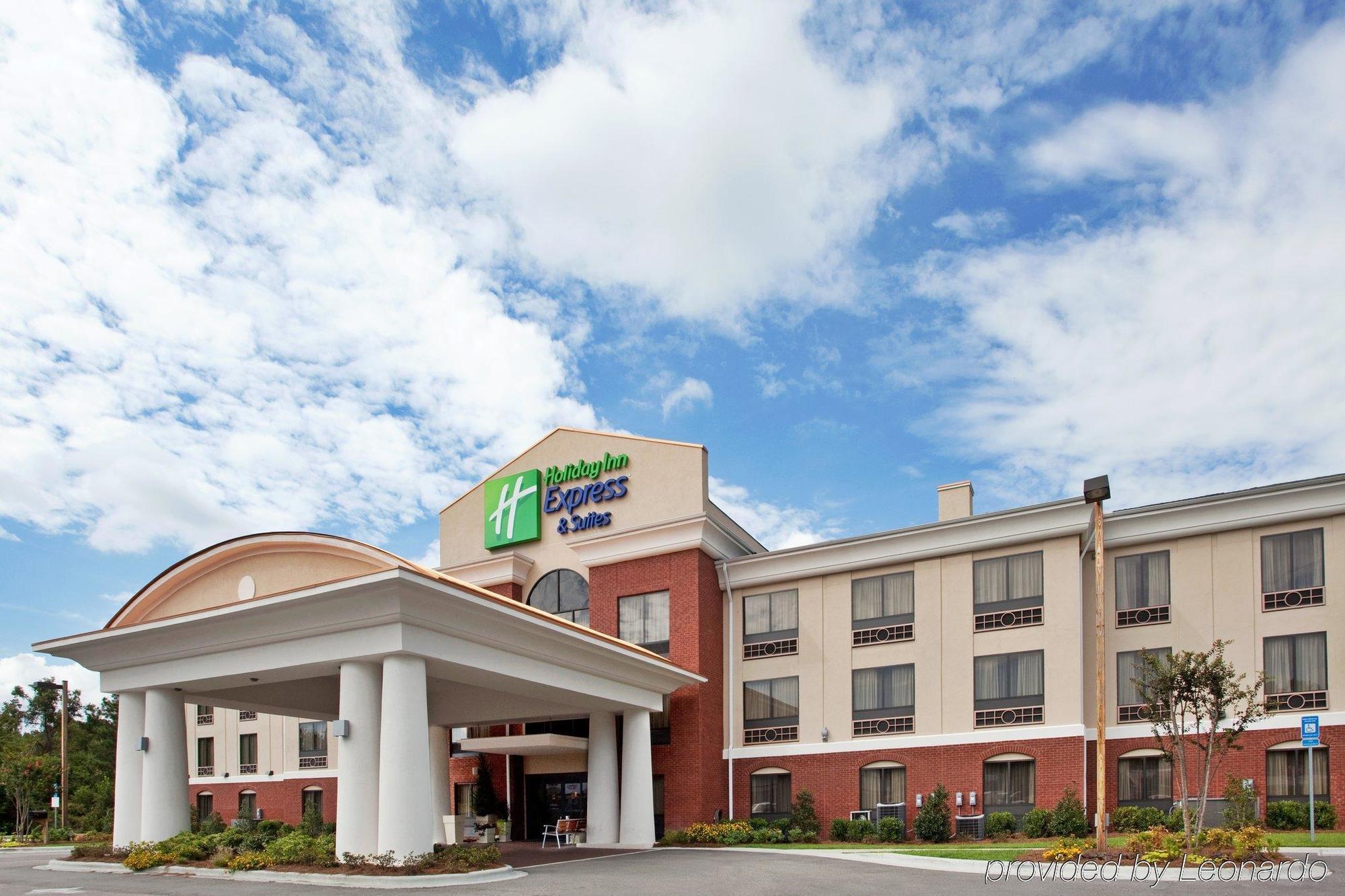Holiday Inn Express & Suites - Hardeeville-Hilton Head By Ihg Екстериор снимка