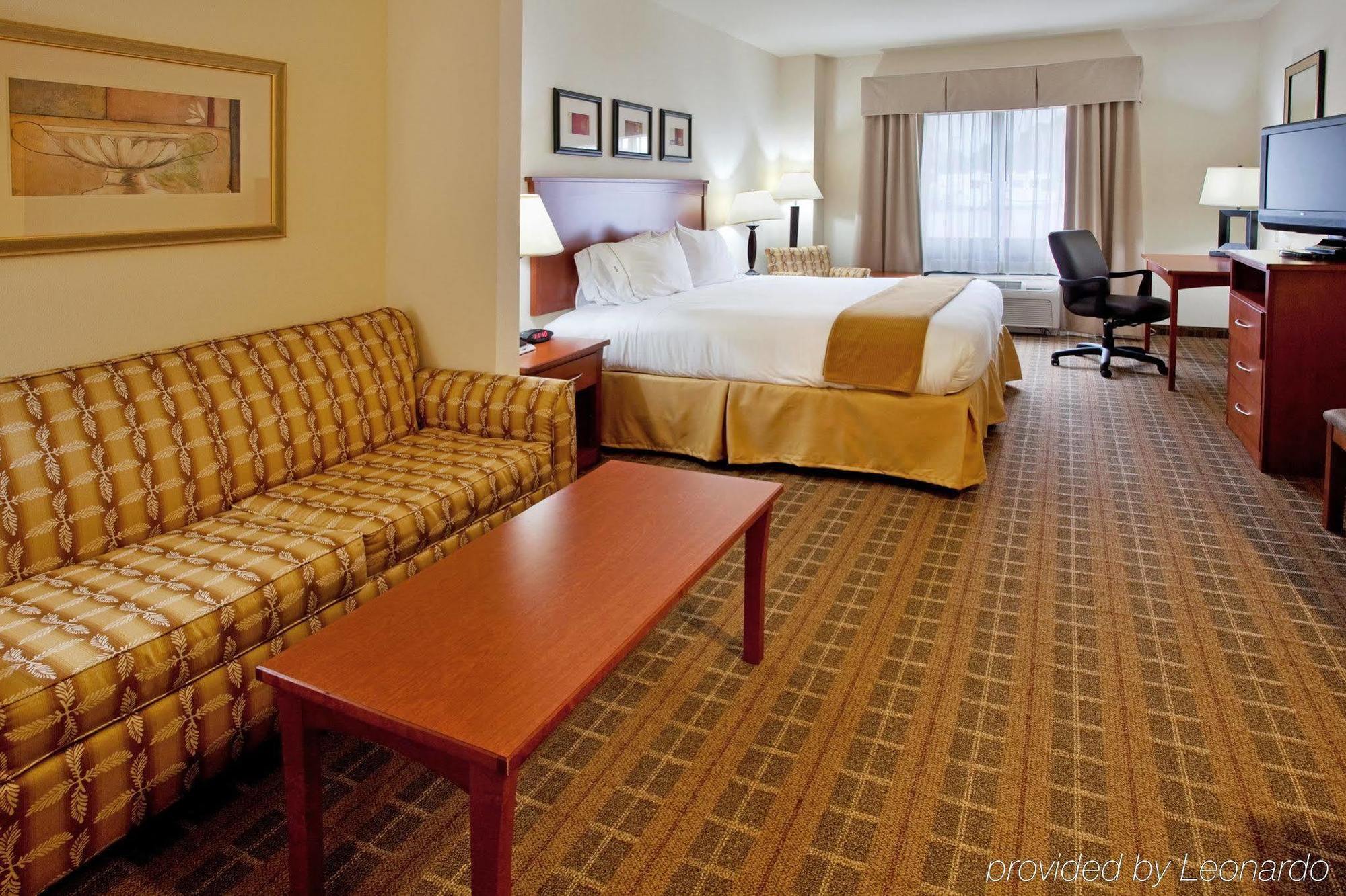 Holiday Inn Express & Suites - Hardeeville-Hilton Head By Ihg Екстериор снимка