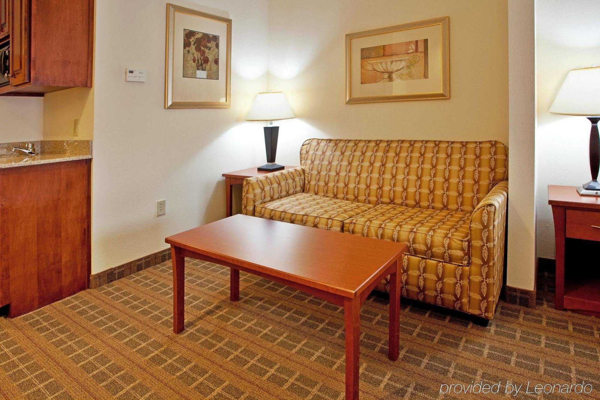 Holiday Inn Express & Suites - Hardeeville-Hilton Head By Ihg Стая снимка