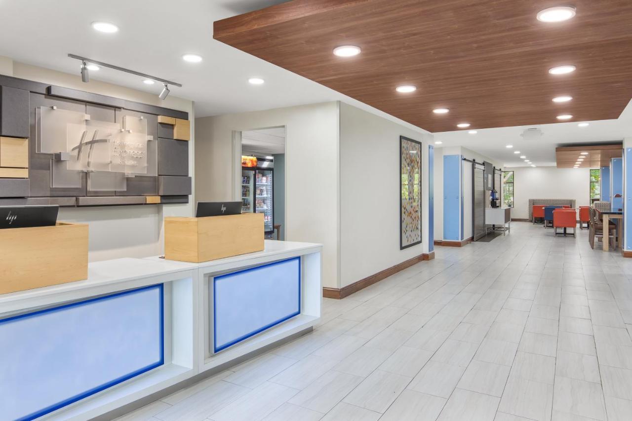 Holiday Inn Express & Suites - Hardeeville-Hilton Head By Ihg Екстериор снимка